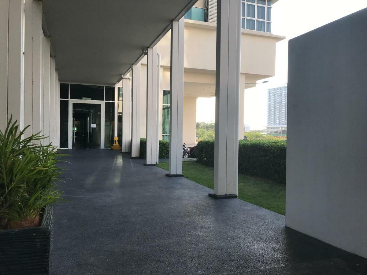Fabulous Mutiara Ville Cyberjaya Bagian luar foto